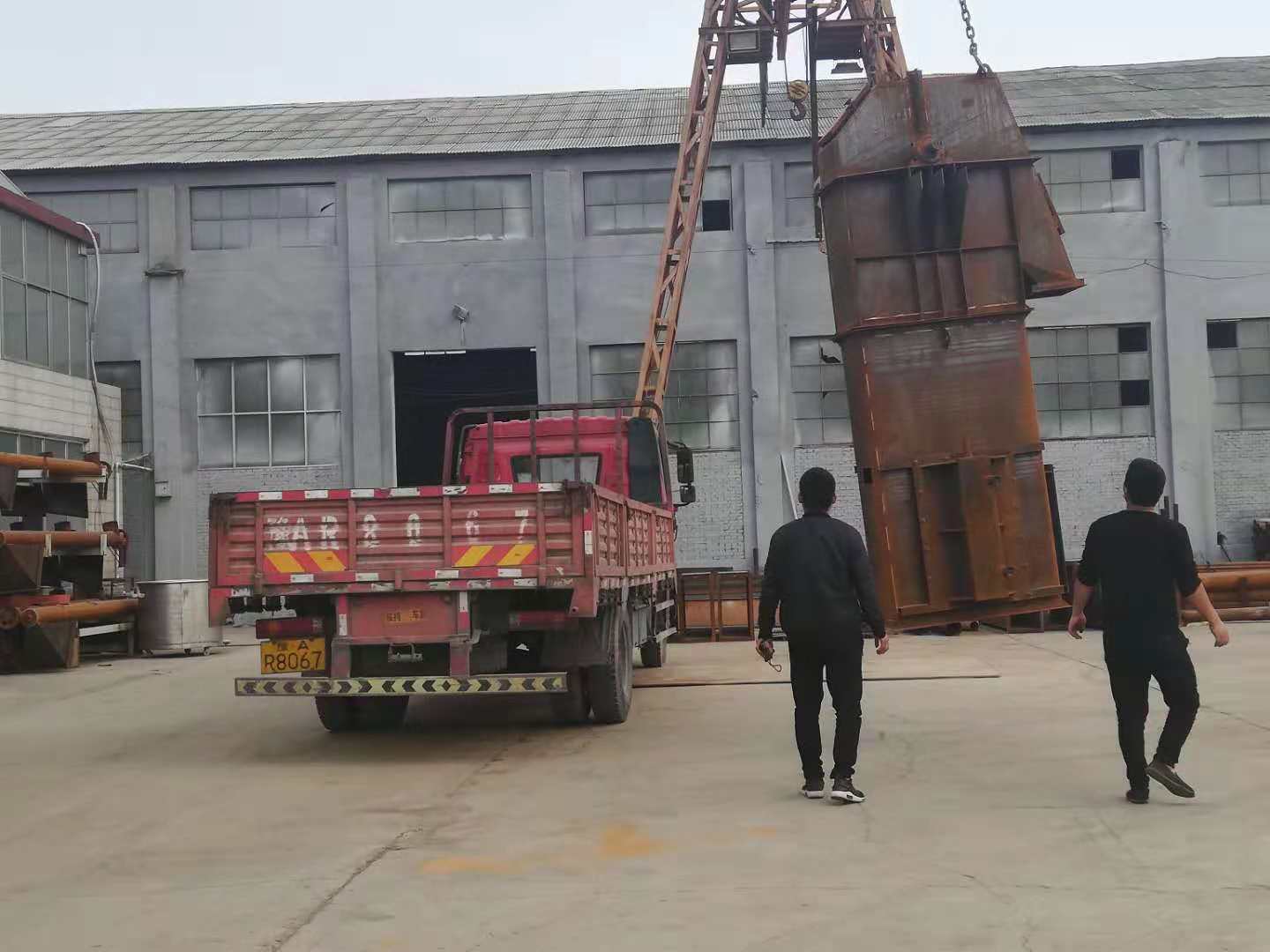 相應(yīng)號(hào)召，NE15板鏈提升機(jī)原色出廠